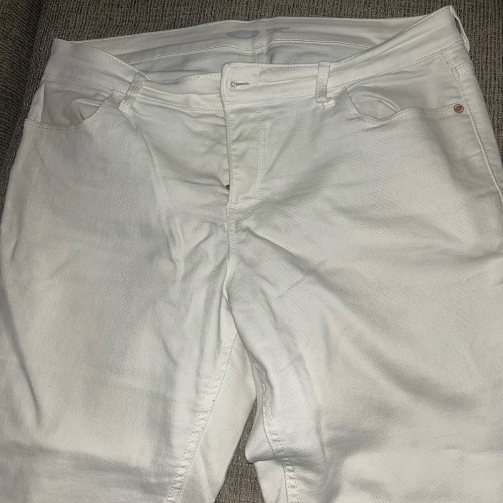 Old Navy Women's white super skinny ankle Jeans - Picture 2 of 6